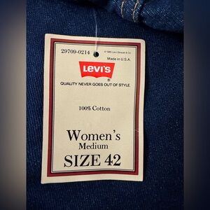 Vintage Levi’s 1985 Women’s Denim Jeans NWT
